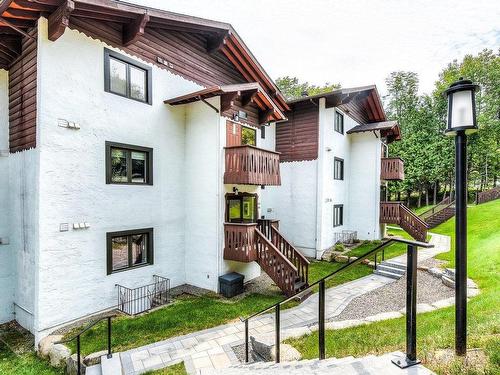Frontage - 481-211 Ch. De Lac-Tremblant-Nord, Mont-Tremblant, QC - Outdoor With Exterior