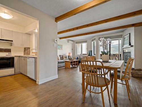 Overall view - 481-211 Ch. De Lac-Tremblant-Nord, Mont-Tremblant, QC - Indoor Photo Showing Dining Room