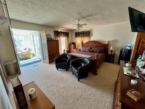 16 Willow Court, Dryden, ON - Indoor Photo Showing Bedroom