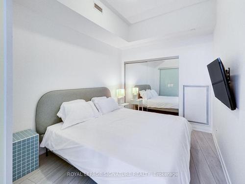 209-51 East Liberty St, Toronto, ON - Indoor Photo Showing Bedroom