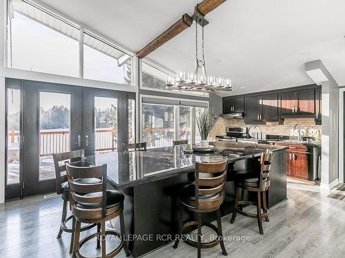 923 Caledon E Garafraxa Rd, Caledon, ON - Indoor Photo Showing Dining Room