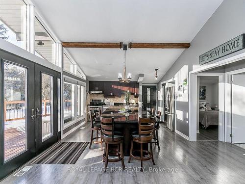 923 Caledon E Garafraxa Rd, Caledon, ON - Indoor Photo Showing Dining Room