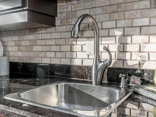 923 Caledon E Garafraxa Rd, Caledon, ON - Indoor Photo Showing Kitchen