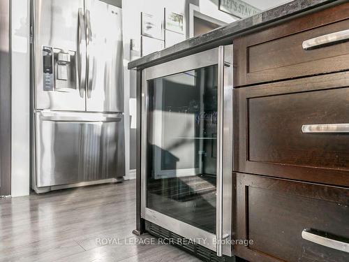 923 Caledon E Garafraxa Rd, Caledon, ON - Indoor Photo Showing Kitchen