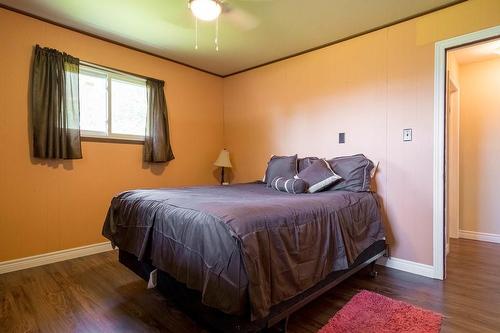 11 Reserve Street, Turkey Point, ON - Indoor Photo Showing Bedroom