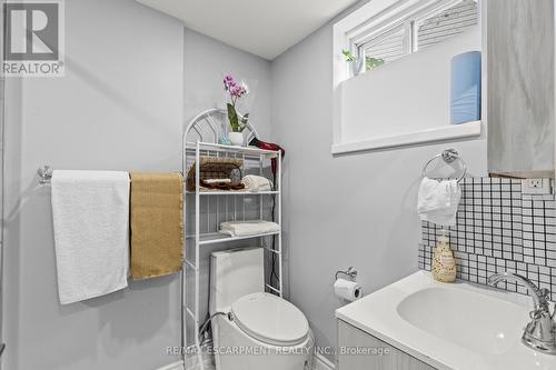 7720 Yvette Crescent, Niagara Falls, ON - Indoor Photo Showing Bathroom