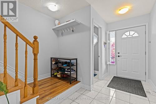 7720 Yvette Crescent, Niagara Falls, ON - Indoor Photo Showing Other Room