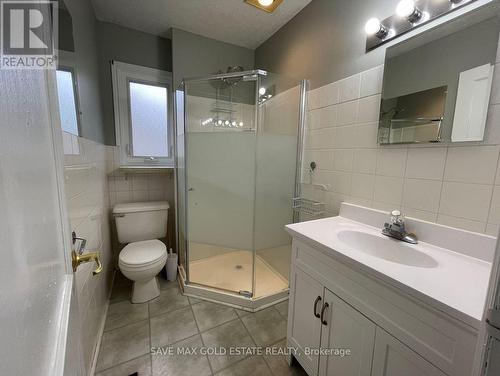 Upper - 4 Elmwood Avenue, St. Catharines, ON - Indoor Photo Showing Bathroom