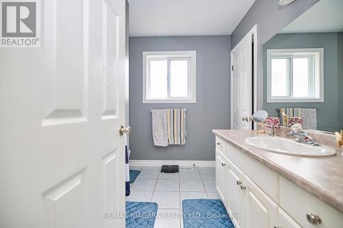7921 Spring Blossom Drive, Niagara Falls, ON - Indoor Photo Showing Bathroom