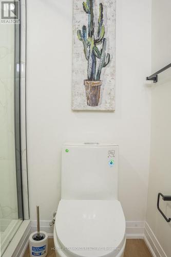 191 Mendel Court, Oakville, ON - Indoor Photo Showing Bathroom
