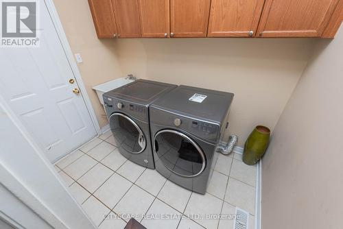 5033 Dubonet Drive, Mississauga, ON - Indoor Photo Showing Laundry Room