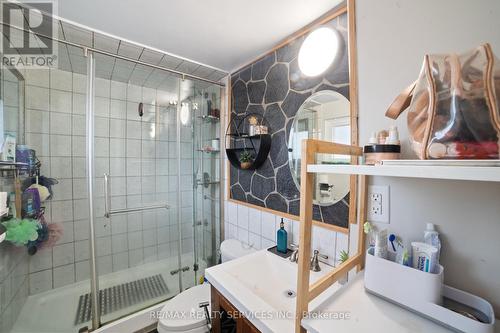 231 Archdekin Drive, Brampton, ON - Indoor Photo Showing Bathroom