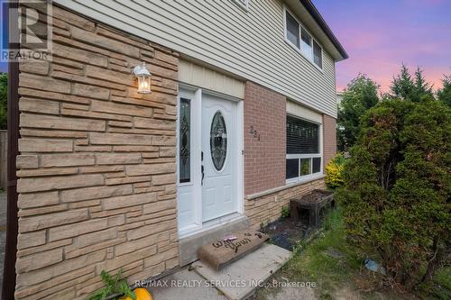 231 Archdekin Drive, Brampton (Madoc), ON - Outdoor With Exterior