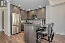 712 - 551 Maple Avenue, Burlington, ON  - Indoor Photo Showing Kitchen With Stainless Steel Kitchen With Upgraded Kitchen 
