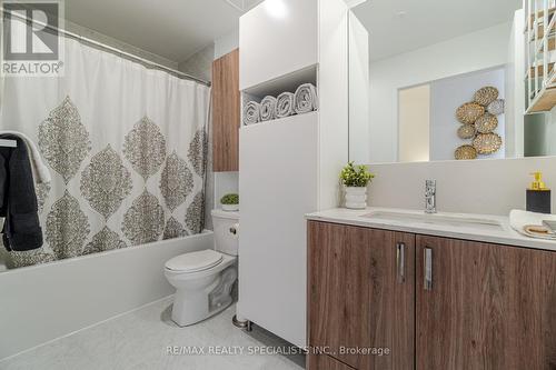 912 - 1787 St Clair Avenue W, Toronto, ON - Indoor Photo Showing Bathroom