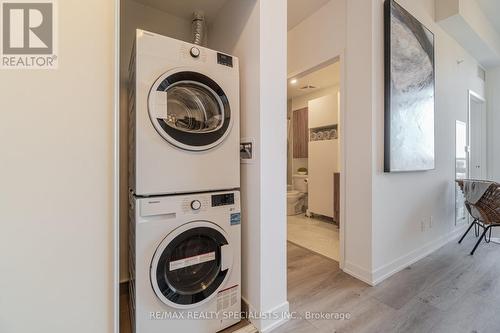 912 - 1787 St Clair Avenue W, Toronto, ON - Indoor Photo Showing Laundry Room