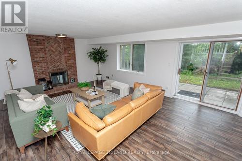 11 Chepstow Gate, London, ON - Indoor Photo Showing Living Room With Fireplace
