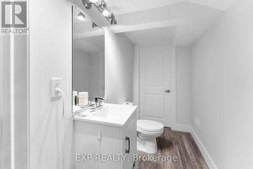 2 Willow Street, St. Catharines, ON - Indoor Photo Showing Bathroom