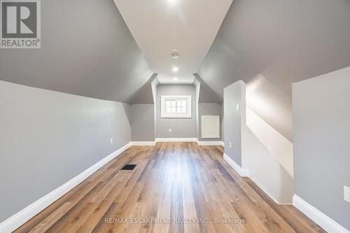 266 Stinson Crescent, Hamilton, ON - Indoor Photo Showing Other Room