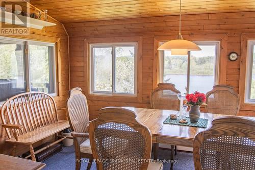 46 South Baptiste Lake Road, Hastings Highlands, ON - Indoor Photo Showing Dining Room