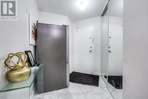 1701 - 236 Albion Road, Toronto, ON - Indoor Photo Showing Other Room