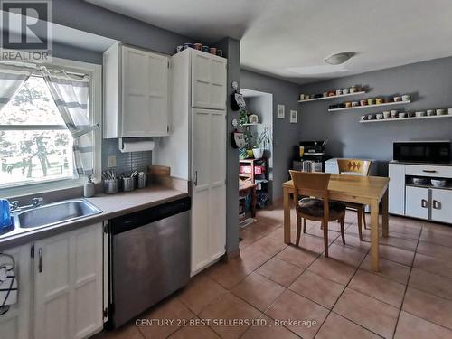 76 - 333 Meadows Boulevard, Mississauga, ON - Indoor Photo Showing Kitchen