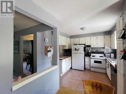 76 - 333 Meadows Boulevard, Mississauga, ON - Indoor Photo Showing Kitchen