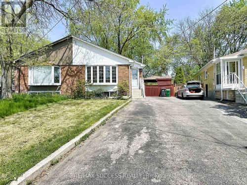 3433 Fellmore Drive, Mississauga, ON - Outdoor