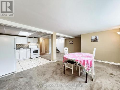 3433 Fellmore Drive, Mississauga, ON - Indoor Photo Showing Other Room