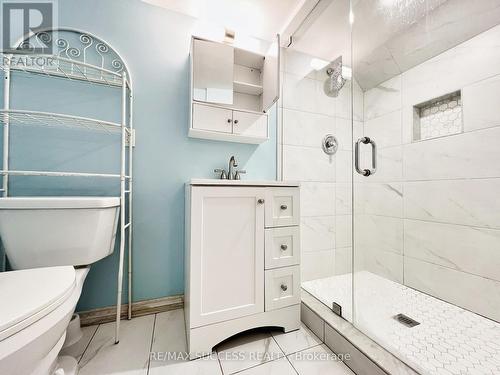 3433 Fellmore Drive, Mississauga, ON - Indoor Photo Showing Bathroom