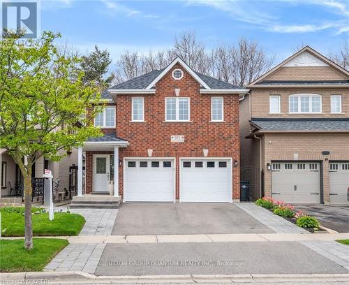 973 Knotty Pine Grove, Mississauga, ON - Outdoor With Facade