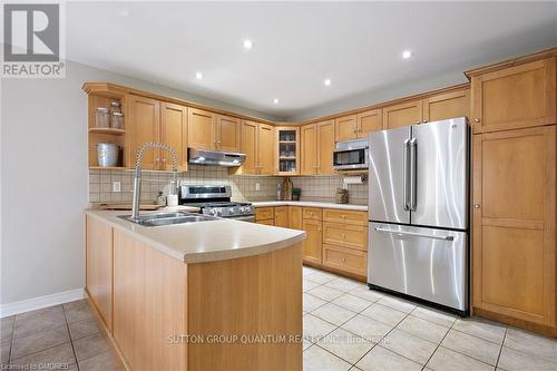 973 Knotty Pine Grove, Mississauga, ON - Indoor Photo Showing Kitchen With Double Sink