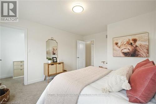 973 Knotty Pine Grove, Mississauga, ON - Indoor Photo Showing Bedroom