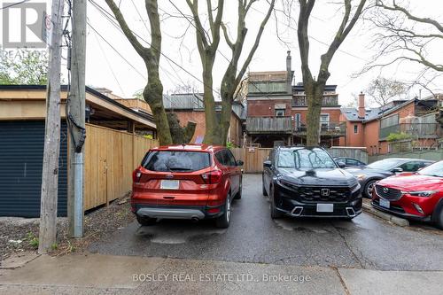 108 Seaton Street, Toronto, ON - Outdoor