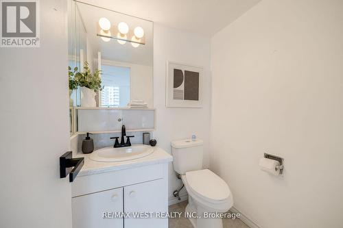910 - 1210 Radom Street, Pickering, ON - Indoor Photo Showing Bathroom