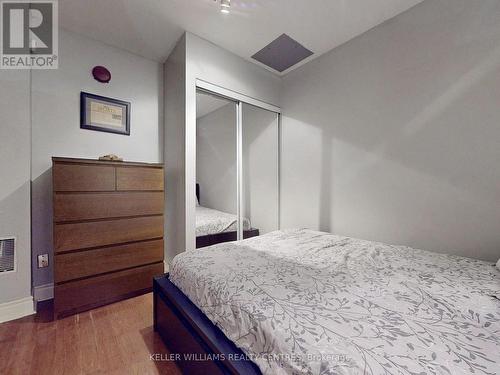 123 - 71 Mccaul Street, Toronto, ON - Indoor Photo Showing Bedroom