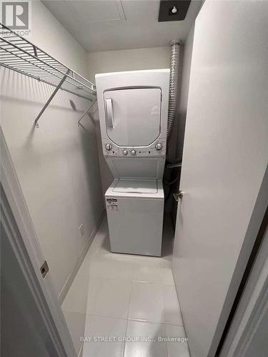 1109 - 20 Edward Street, Toronto, ON - Indoor Photo Showing Laundry Room