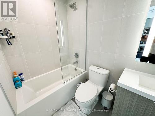 2601 - 575 Bloor Street E, Toronto, ON - Indoor Photo Showing Bathroom