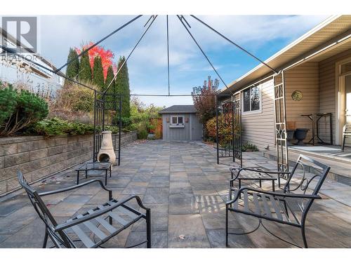 1060 17Th Street Se, Salmon Arm, BC - Outdoor With Deck Patio Veranda