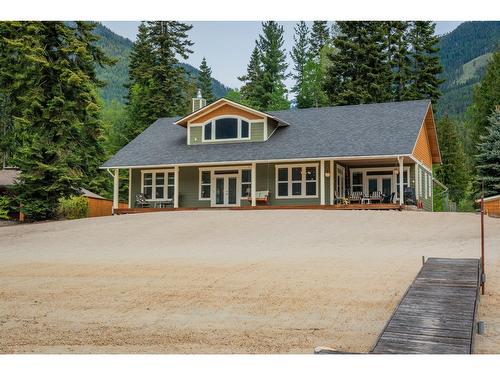 6126 Pippers Lane, Nelson, BC - Outdoor With Deck Patio Veranda
