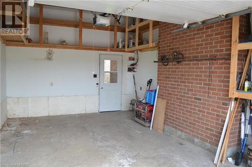 492 Mccarthy Street, Trout Creek, ON - Indoor Photo Showing Garage