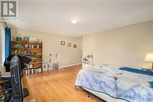 1172 South Russell Road, Russell, ON - Indoor Photo Showing Bedroom