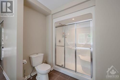 luxury 5 piece ensuite bathroom - 570 Pinawa Circle, Ottawa, ON - Indoor Photo Showing Bathroom