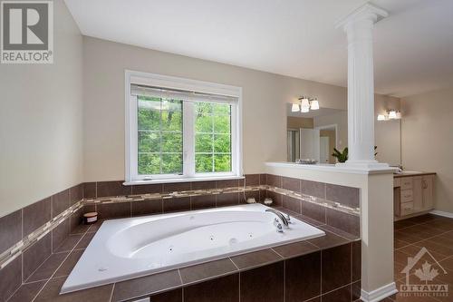 luxury 5 piece ensuite bathroom - 570 Pinawa Circle, Ottawa, ON - Indoor Photo Showing Bathroom