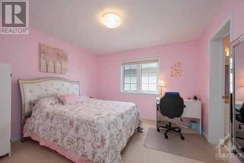 bedroom 3 - 570 Pinawa Circle, Ottawa, ON - Indoor Photo Showing Bedroom