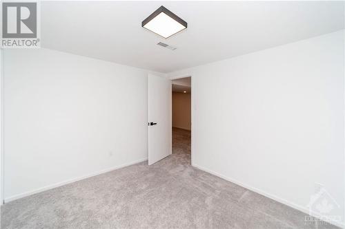 9 Kingsford Crescent, Kanata, ON - Indoor Photo Showing Other Room