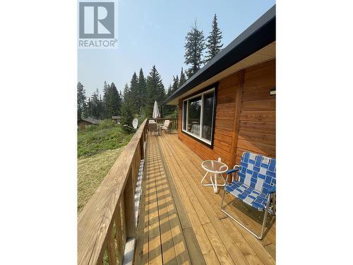 5750 Meade Road, 100 Mile House, BC - Outdoor