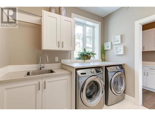 1690 Travertine Drive, Lake Country, BC - Indoor Photo Showing Laundry Room