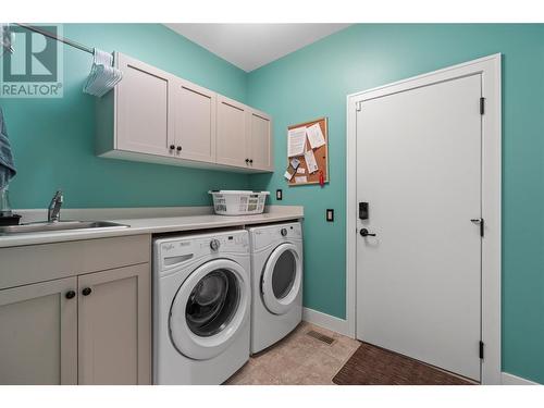 13275 Staccato Drive, Lake Country, BC - Indoor Photo Showing Laundry Room