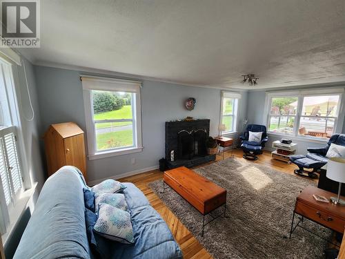 68 Southside Lower Road, Carbonear, NL - Indoor Photo Showing Living Room